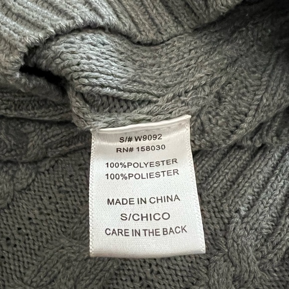 Juniors cropped Grey Sweater - Picture 4 of 4